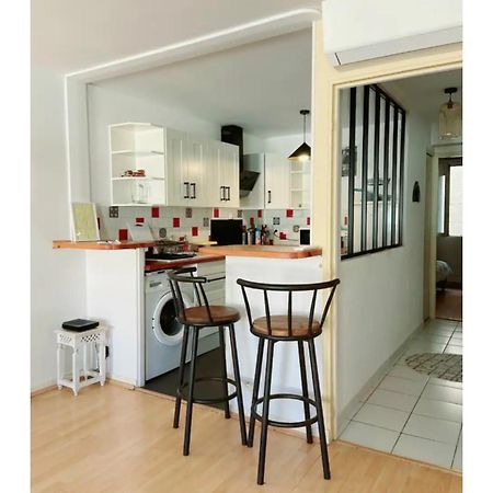 Appartement Calme, A 2 Pas Du Palais Des Papes, Au 3Eme Etage Авиньон Экстерьер фото